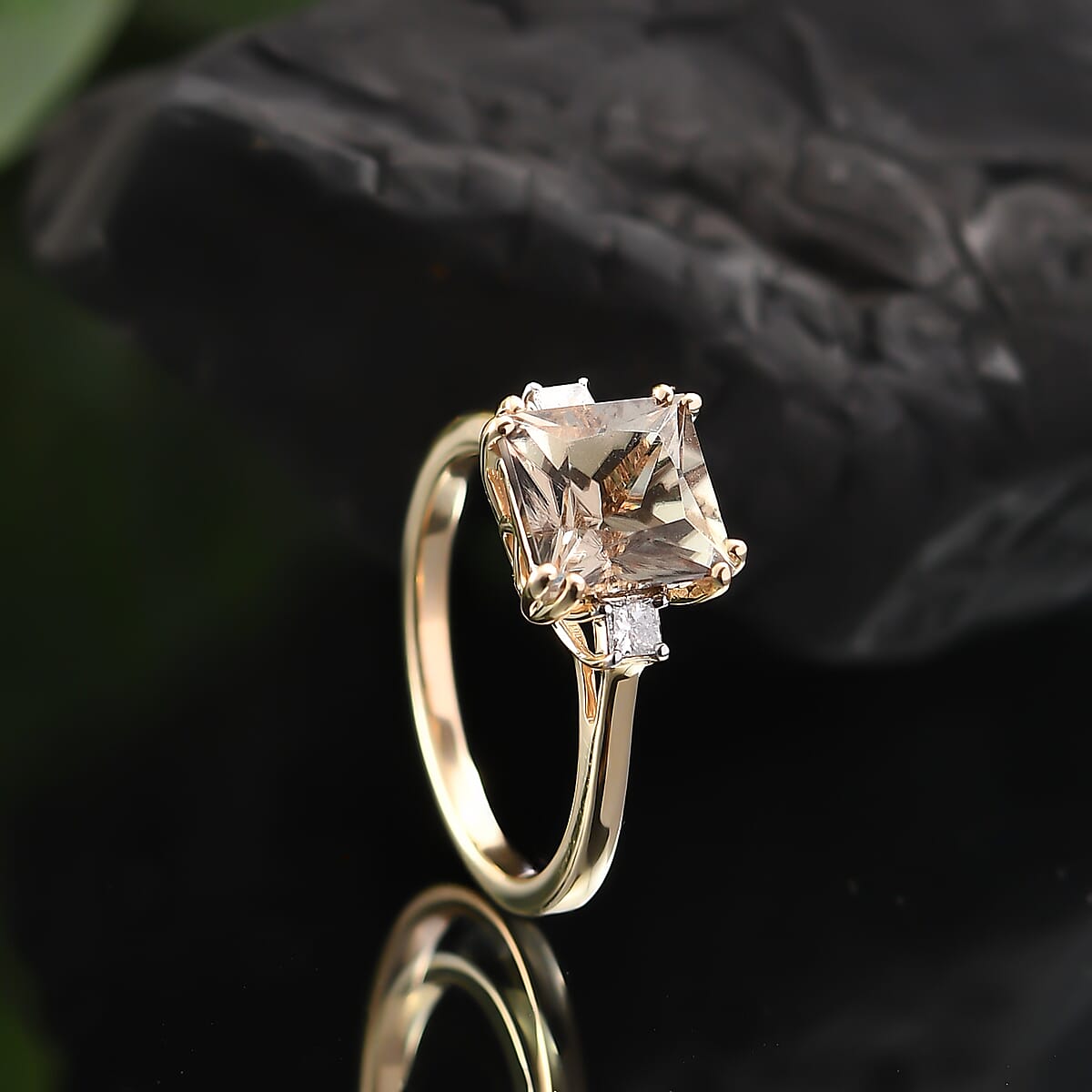 Certified & Appraised Luxoro AAA Turkizite and G-H I2 Diamond 3.59 ctw Ring in 14K Yellow Gold image number 1