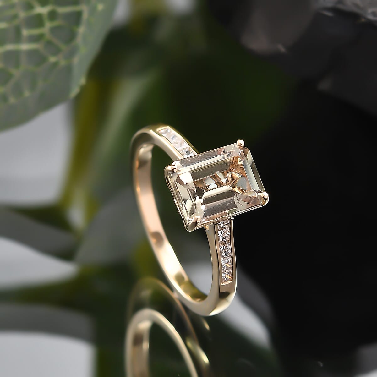 Certified & Appraised Luxoro AAA Turkizite and G-H I2 Diamond 2.86 ctw Ring in 14K Yellow Gold (Size 10.0) image number 1