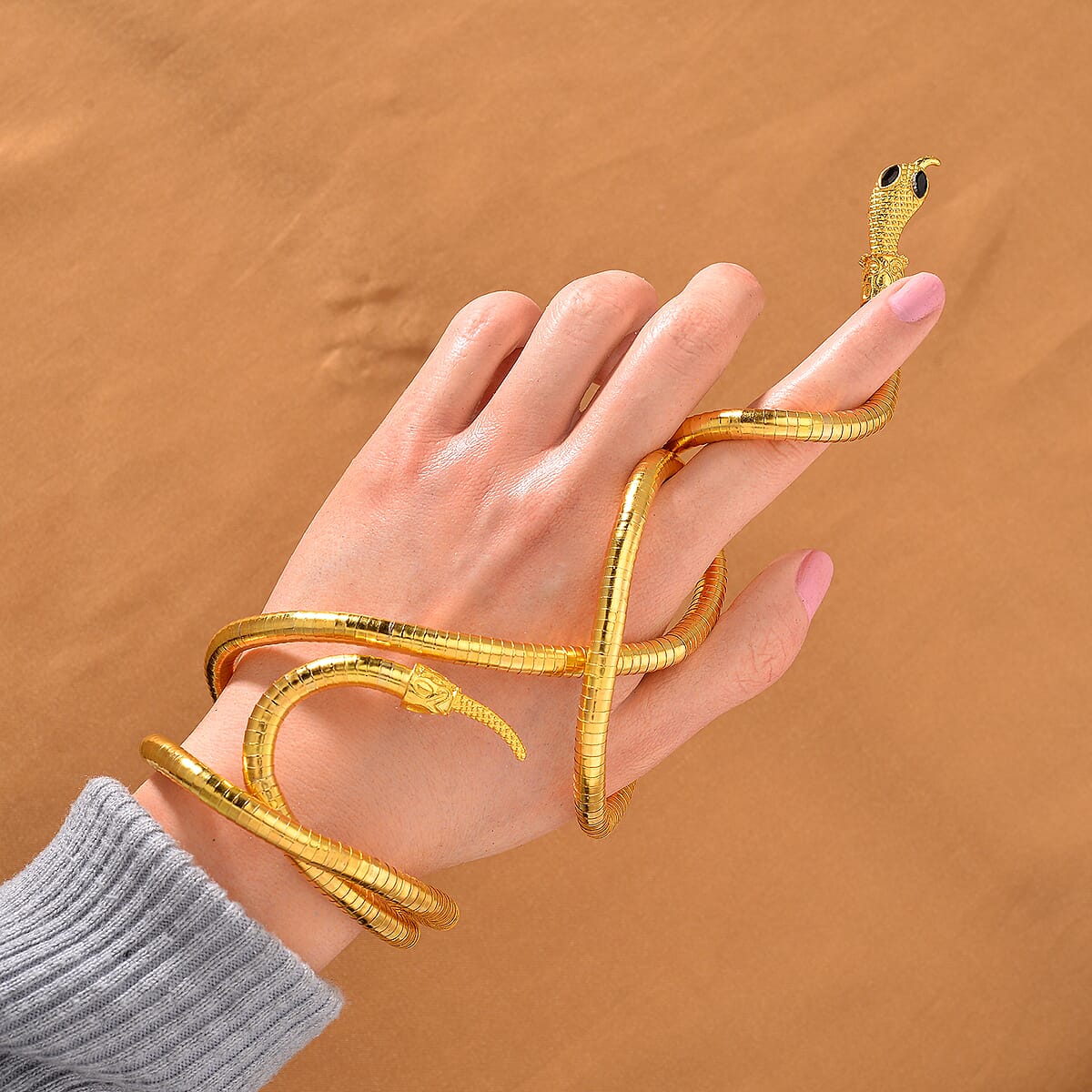 Black Austrian Crystal Multi-Function Sanke Necklace in Goldtone 32-35 Inches image number 2