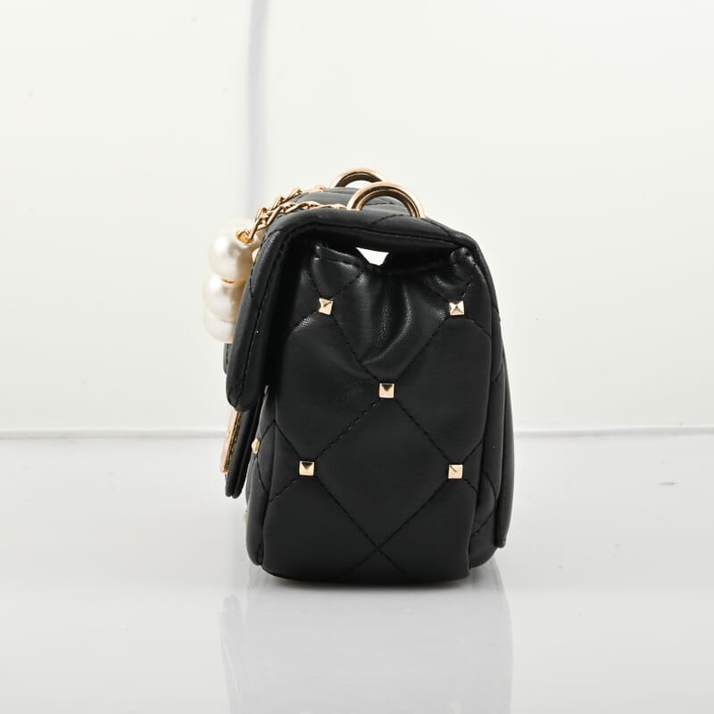 Badgley Mischka Black Quilted Vegan Leather Pearl Crossbody Bag (8x5.5x4.8)