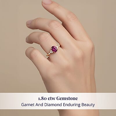 Luxoro 14K Yellow Gold AAA Radiant Ember Garnet, Diamond (I2) Ring (Size 12.0) 1.80 ctw