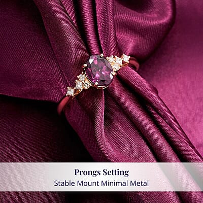 Luxoro 14K Yellow Gold AAA Radiant Ember Garnet, Diamond (I2) Ring (Size 12.0) 1.80 ctw