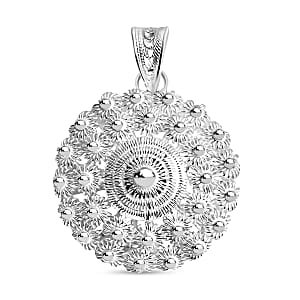 Artistry Tarakashi Collection Sterling Silver Floral Pendant (4.05 Grams)