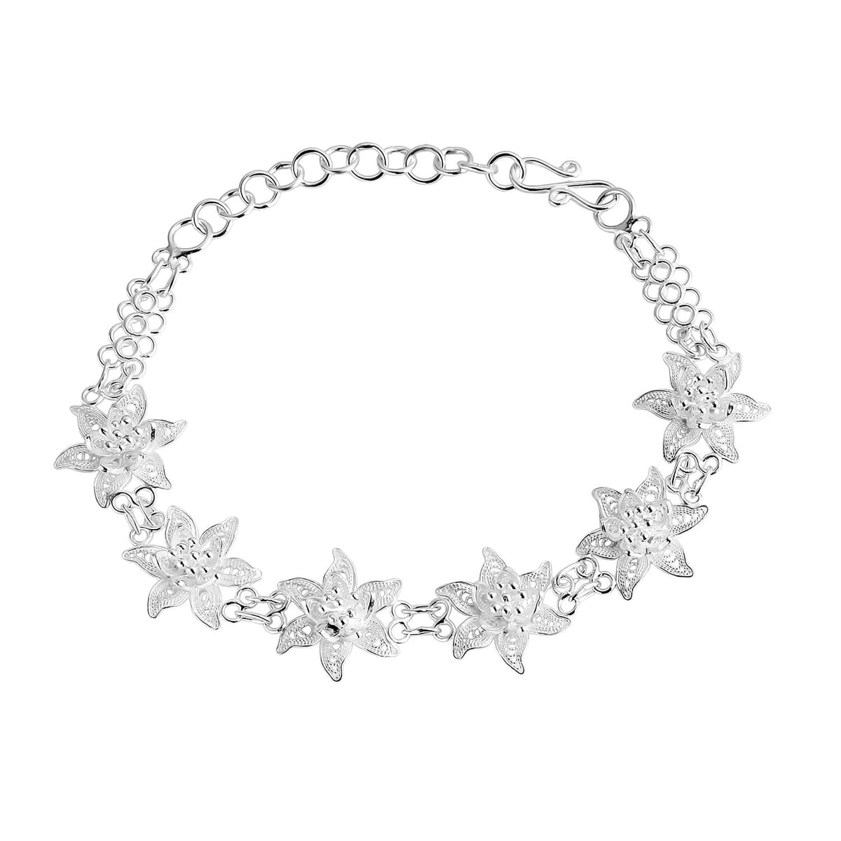 Artistry Tarakashi Collection Floral Bracelet in Sterling Silver (6.50 In) 7.75 Grams image number 0