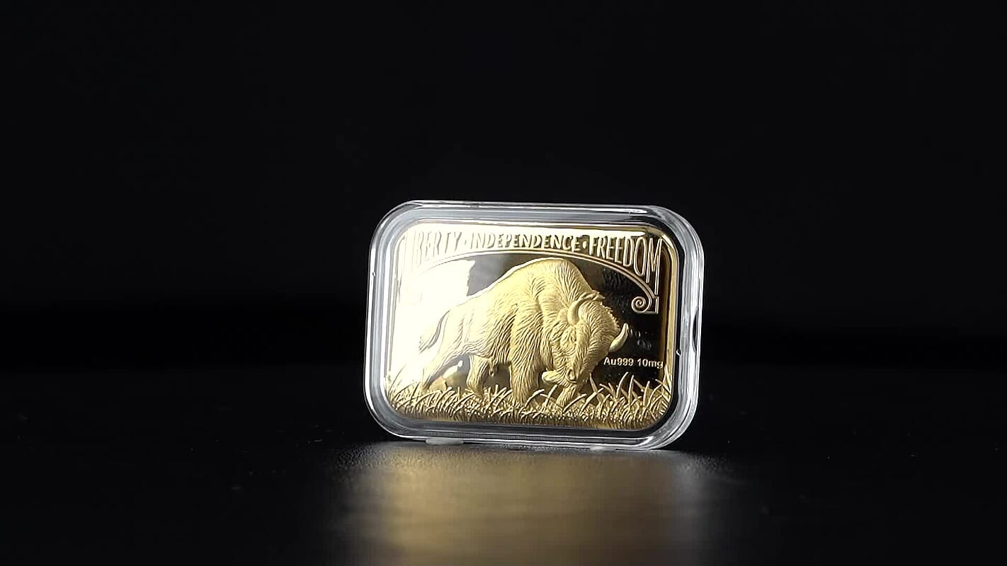 24K Golden Bison Tribute Embossed Sheet 31x45.5mm 10mg
