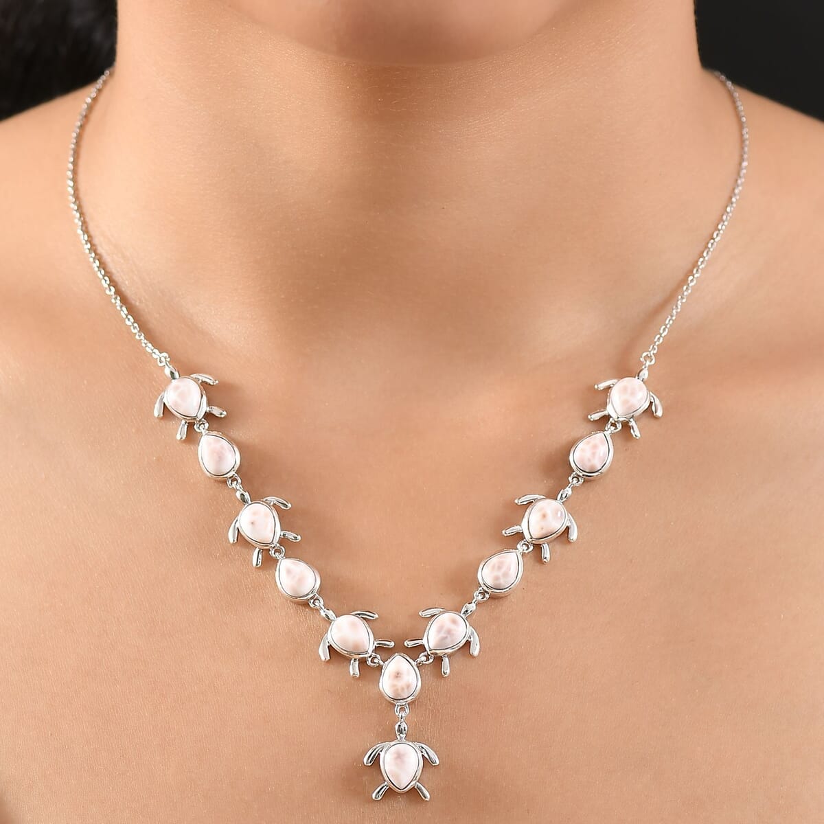 D'Joy Pink Natrolite 12.65 ctw Turtle Necklace in Platinum Over Sterling Silver 18-20 Inches image number 2
