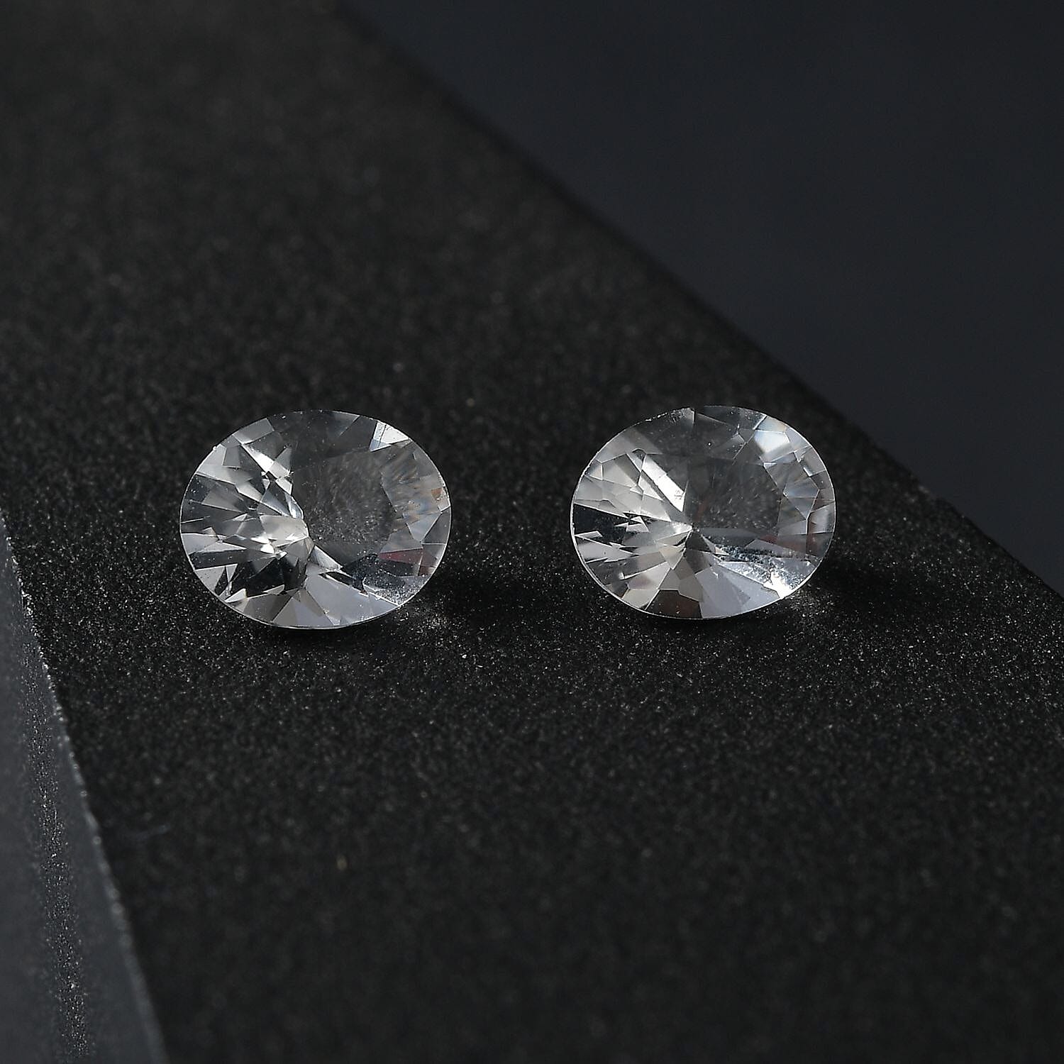 Brazilian Petalite Set of 2 (Ovl 5x4 mm) 0.44 ctw Loose Gemstone