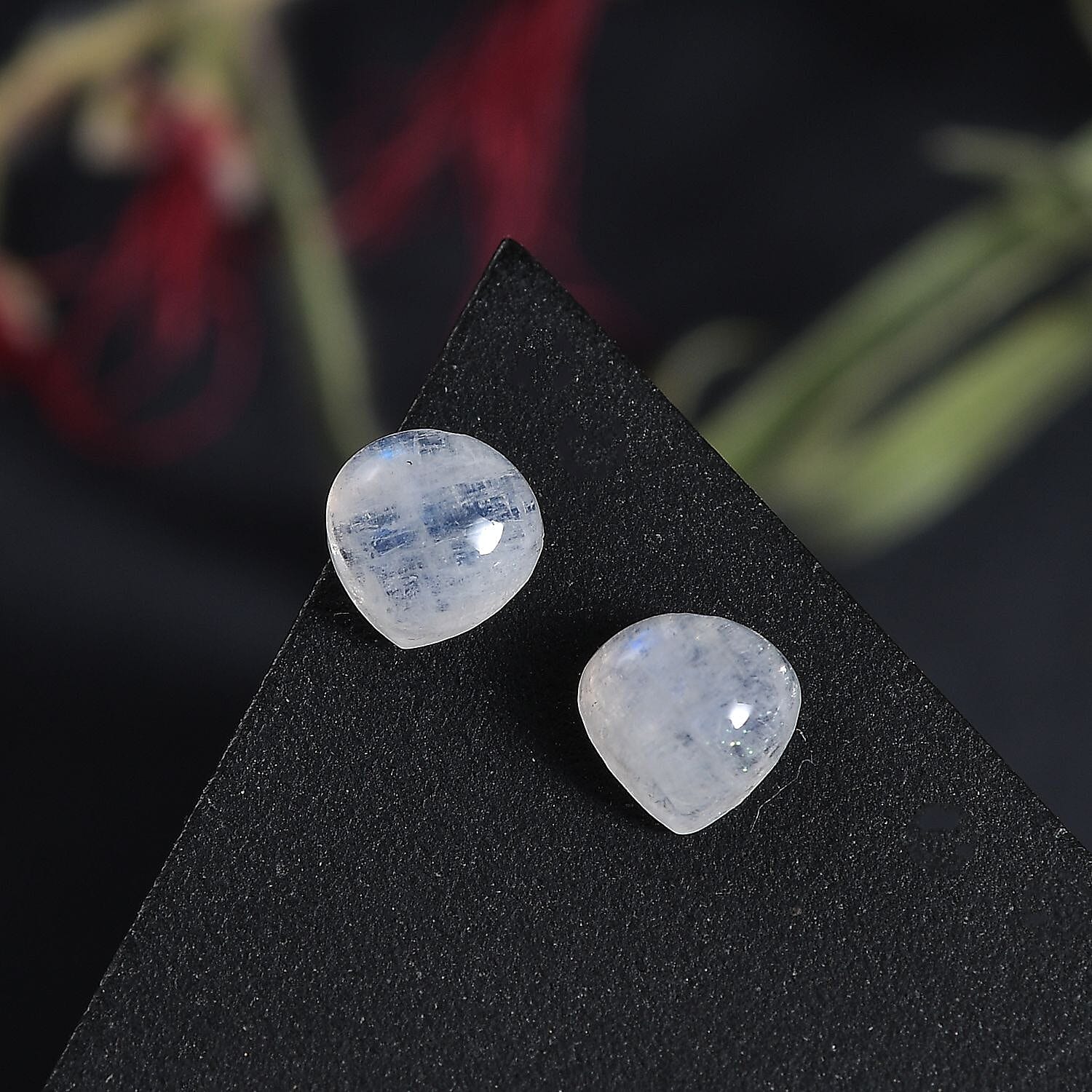 Rainbow Moonstone (Hrt 5 mm) 0.91 ctw Loose Gemstone