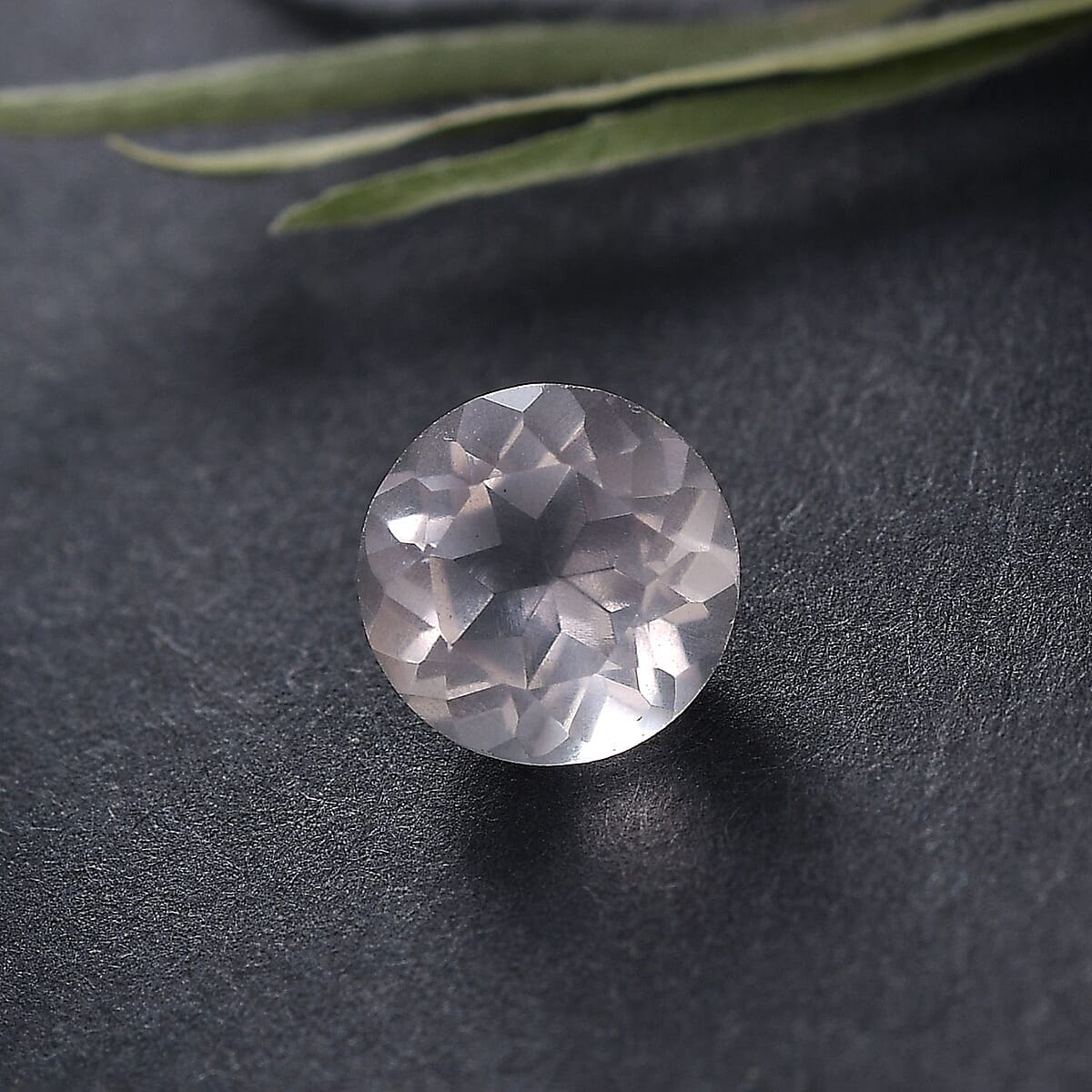 Galilea Rose Quartz (Rnd 8 mm) 1.75 ctw Loose Gemstone image number 1