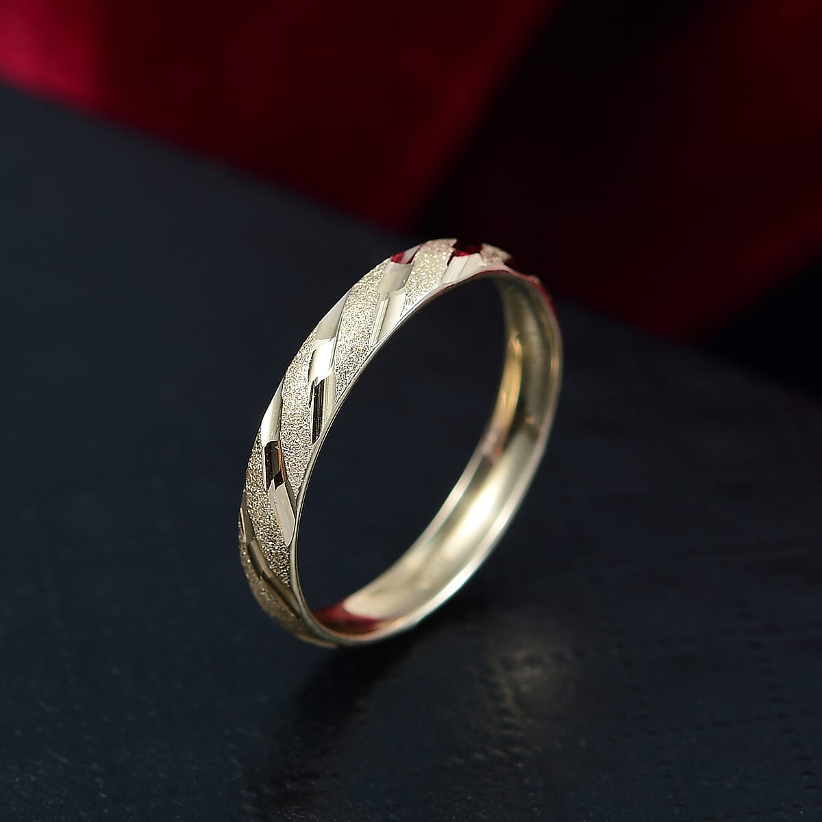 10K Yellow Gold Diagonal Dual-Texture Band Ring (Size 9.0) 1.25 Grams image number 1