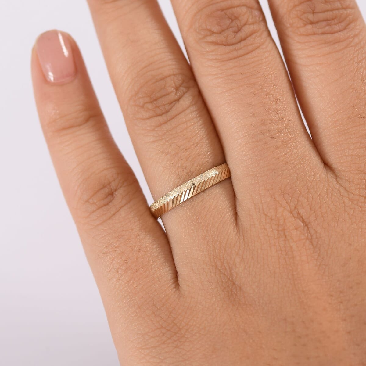 10K Yellow Gold Classic Band Ring (Size 8.0) 1.30 Grams image number 2