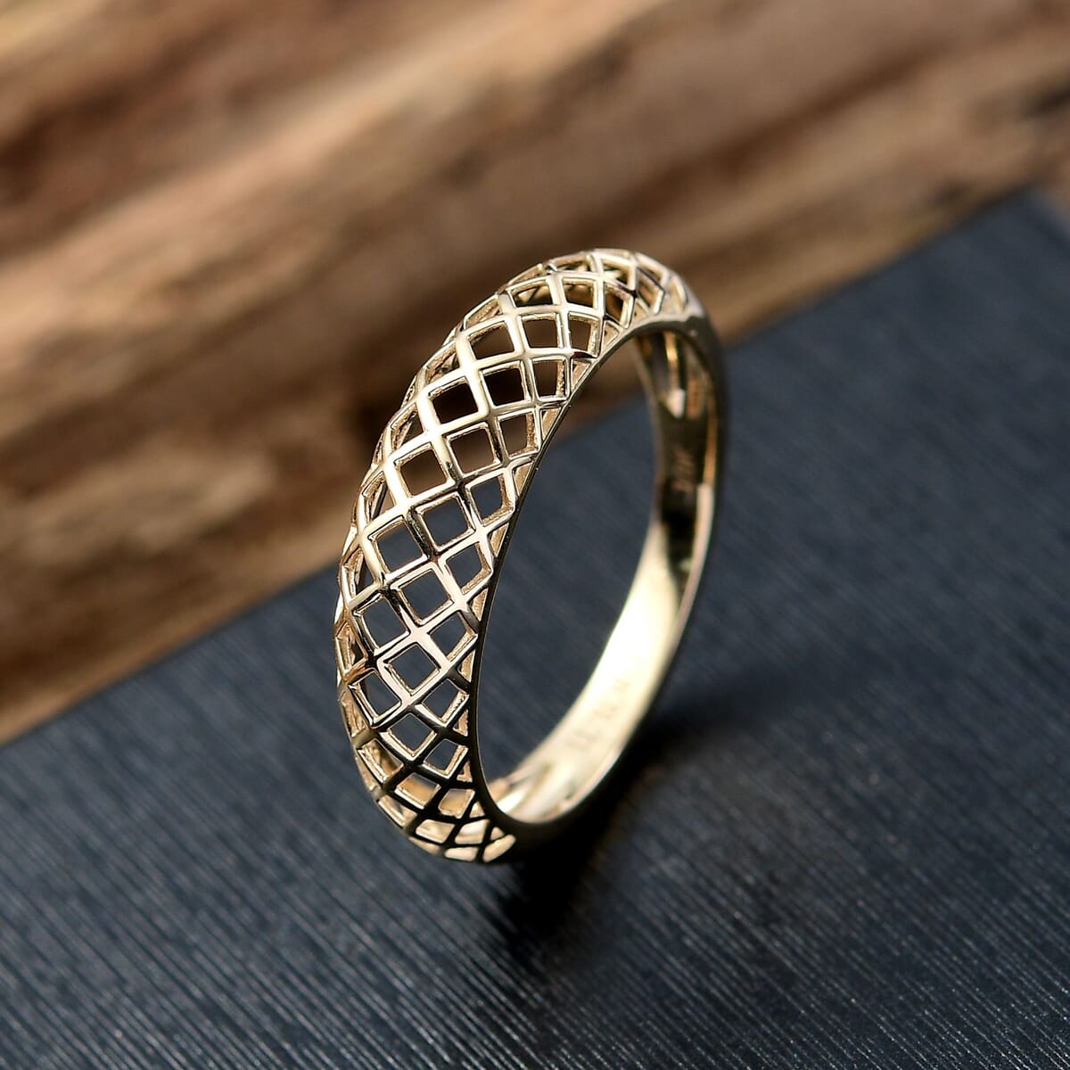 Luxoro Honey-comb Ring in 10K Yellow Gold (Size 8.0) 2 Grams image number 1