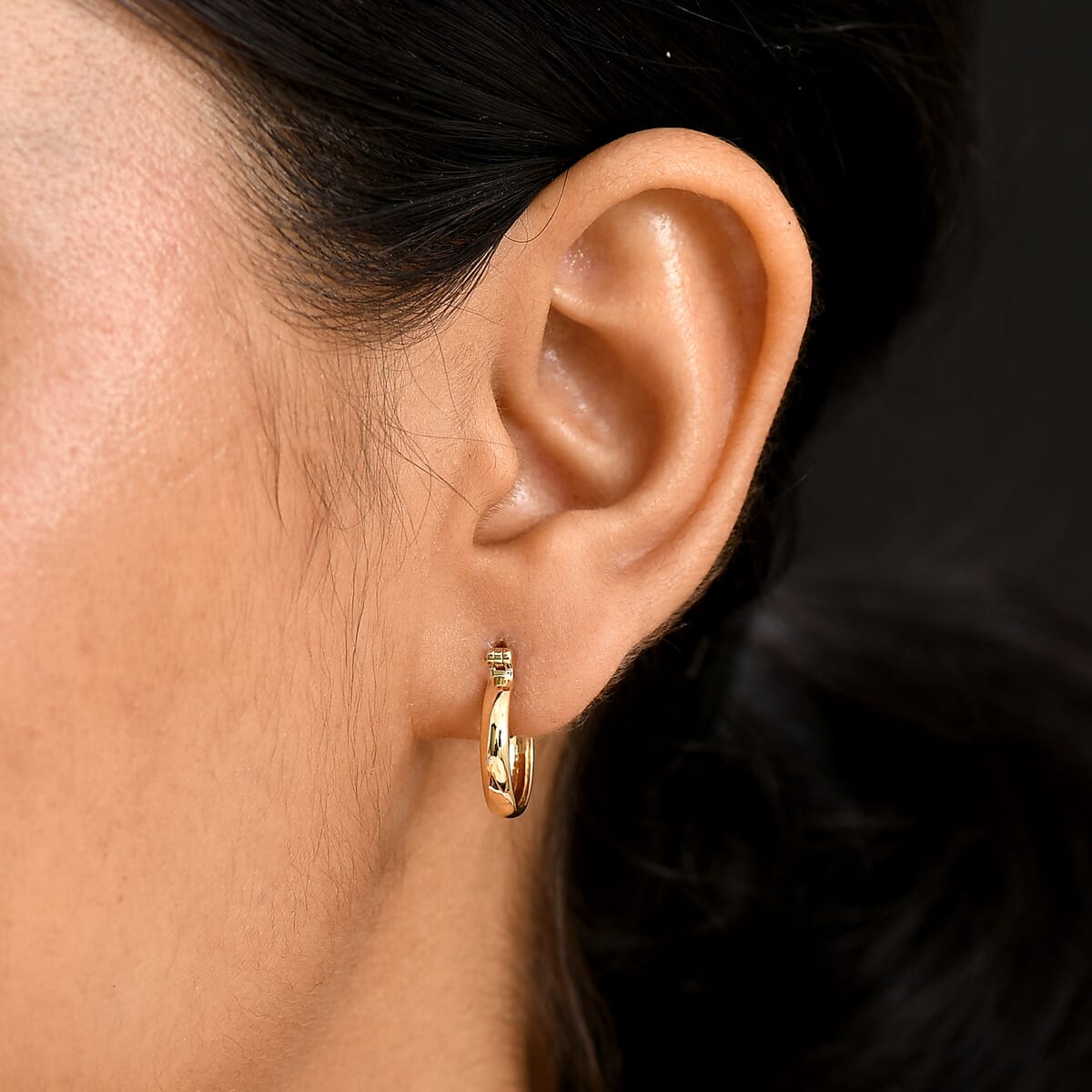 10K Yellow Gold Classic Hoop Earrings 1.68 Grams image number 2