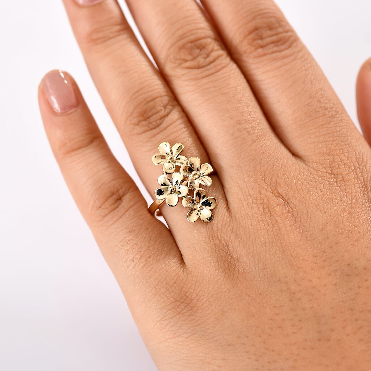 Luxoro 10K Yellow Gold Bouquet of Flowers Ring (Size 6.0) 4.10 Grams image number 2