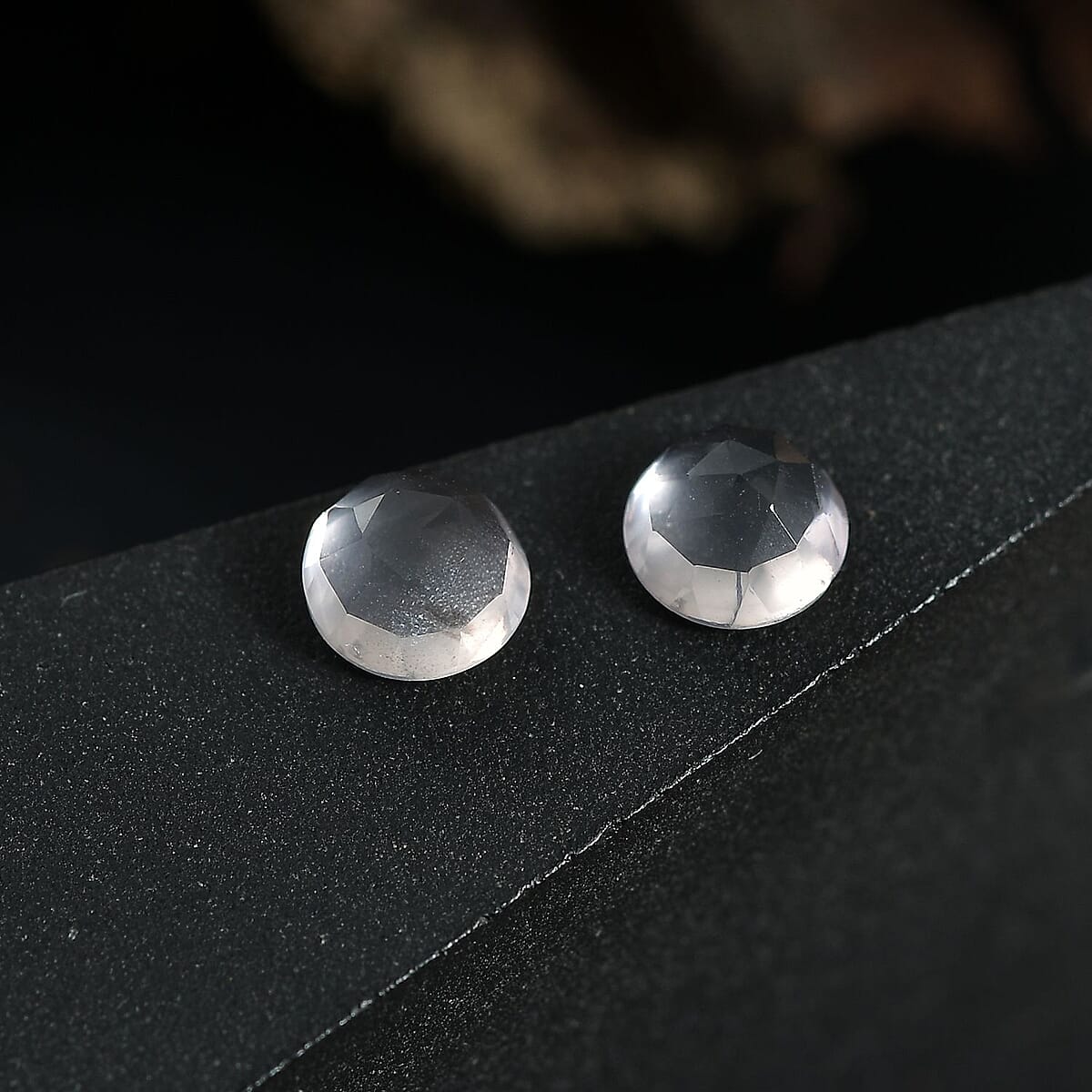 Galilea Rose Quartz Set of 2 (Rnd 5 mm) 0.90 ctw Loose Gemstone image number 1