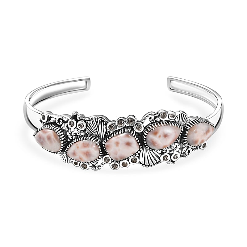 D'Joy Artisan Crafted Pink Natrolite and Natural Champagne Zircon 14.55 ctw Oceanic Beauty Cuff Bracelet in Sterling Silver (7.25 In)