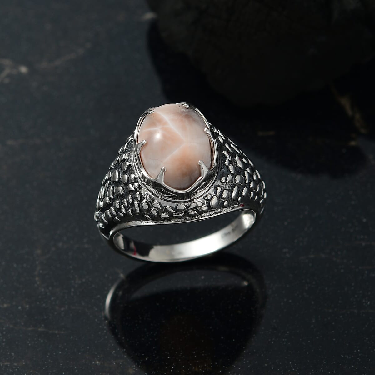 D'Joy Artisan Crafted Pink Natrolite 5.35 ctw Men's Ring in Sterling Silver (Size 10.0) image number 1