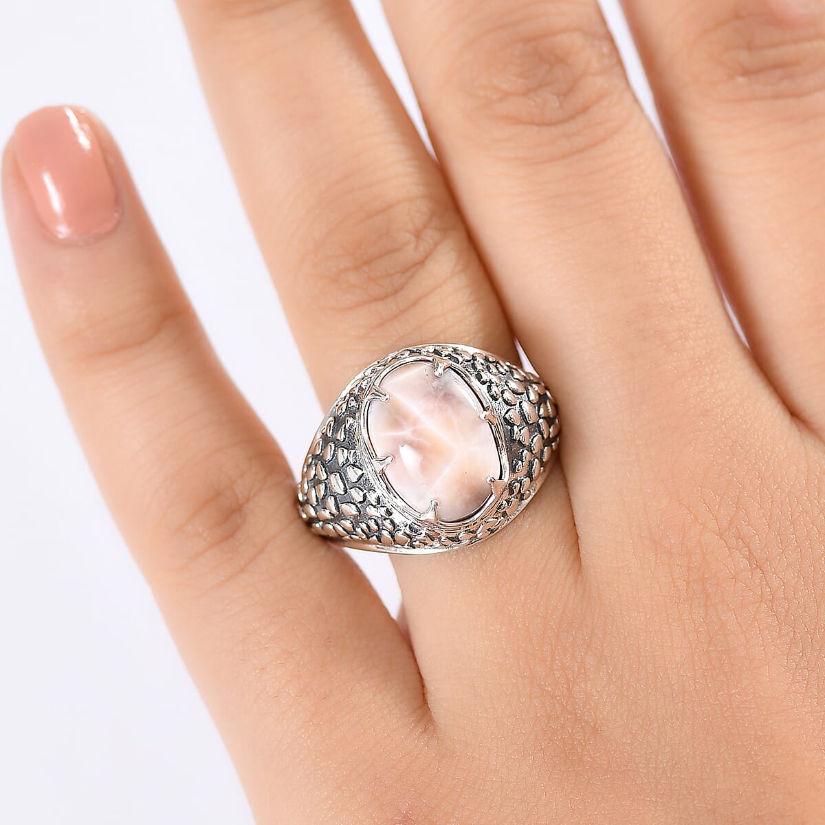 D'Joy Artisan Crafted Pink Natrolite 5.35 ctw Men's Ring in Sterling Silver (Size 12.0) image number 2