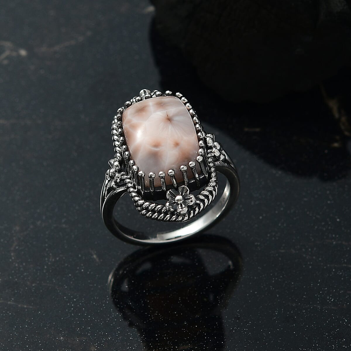 D'Joy Artisan Crafted Pink Natrolite 6.70 ctw Blooming flowers Ring in Sterling Silver (Size 7.0) image number 1