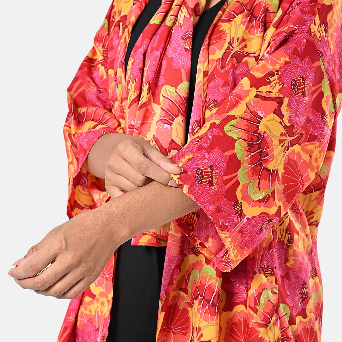 Fuchsia Floral Polyester Kimono (30x24), Scrunchie (28x3.5) and Scarf (68x 12)  image number 6
