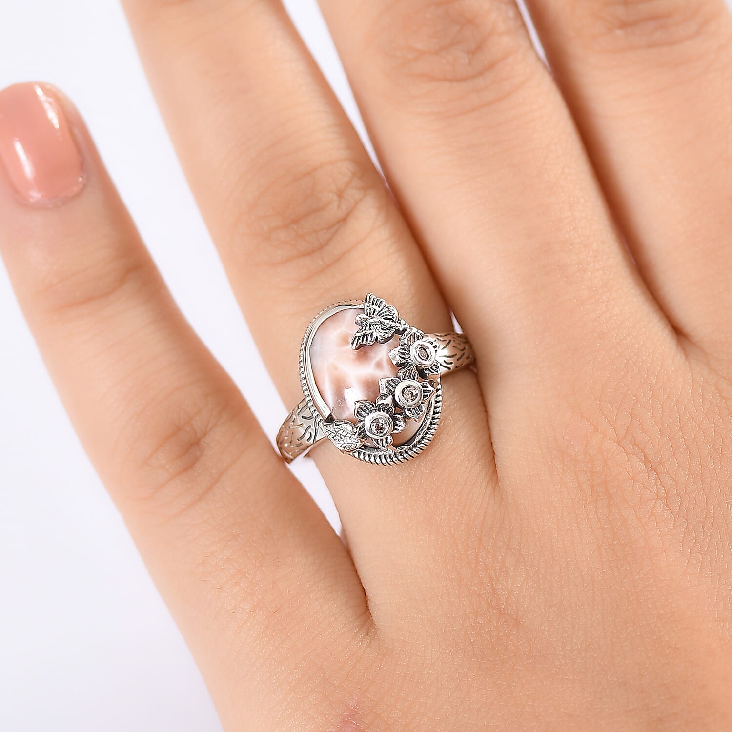D'Joy Artisan Crafted Pink Natrolite and Natural Champagne Zircon 5.50 ctw Dragonfly with Flower Ring in Sterling Silver (Size 10.0)