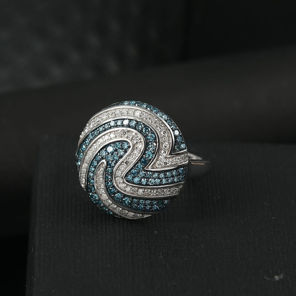 Luxuriant Lab Grown Blue and White Diamond SI 1.00 ctw Sea Wave Ring in Rhodium Over Sterling Silver (Size 7.0) image number 1