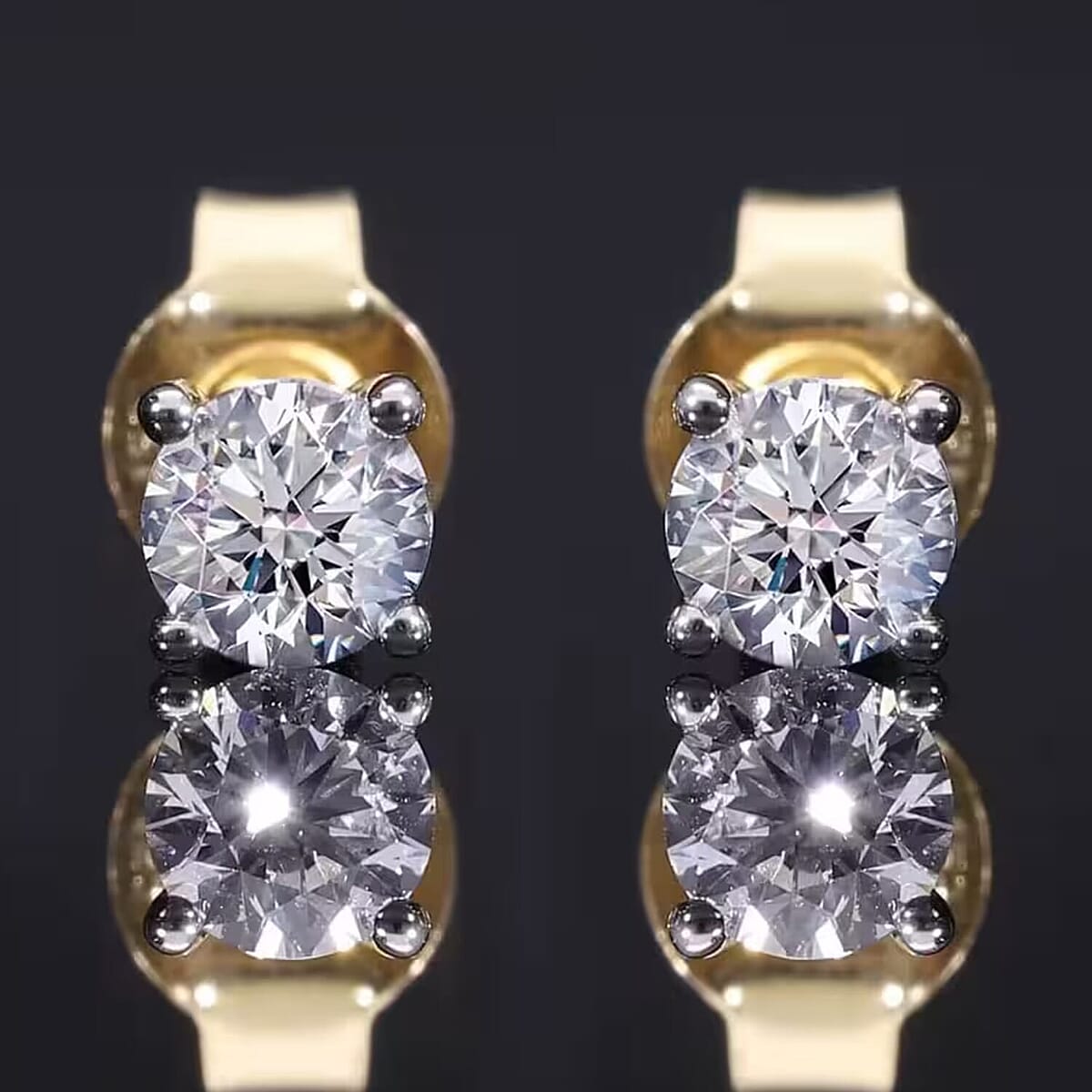 Luxuriant Lab Grown Diamond E-F VS 0.50 ctw Solitaire Stud Earrings in 10K Yellow Gold (Del. in 10-12 Days) image number 7