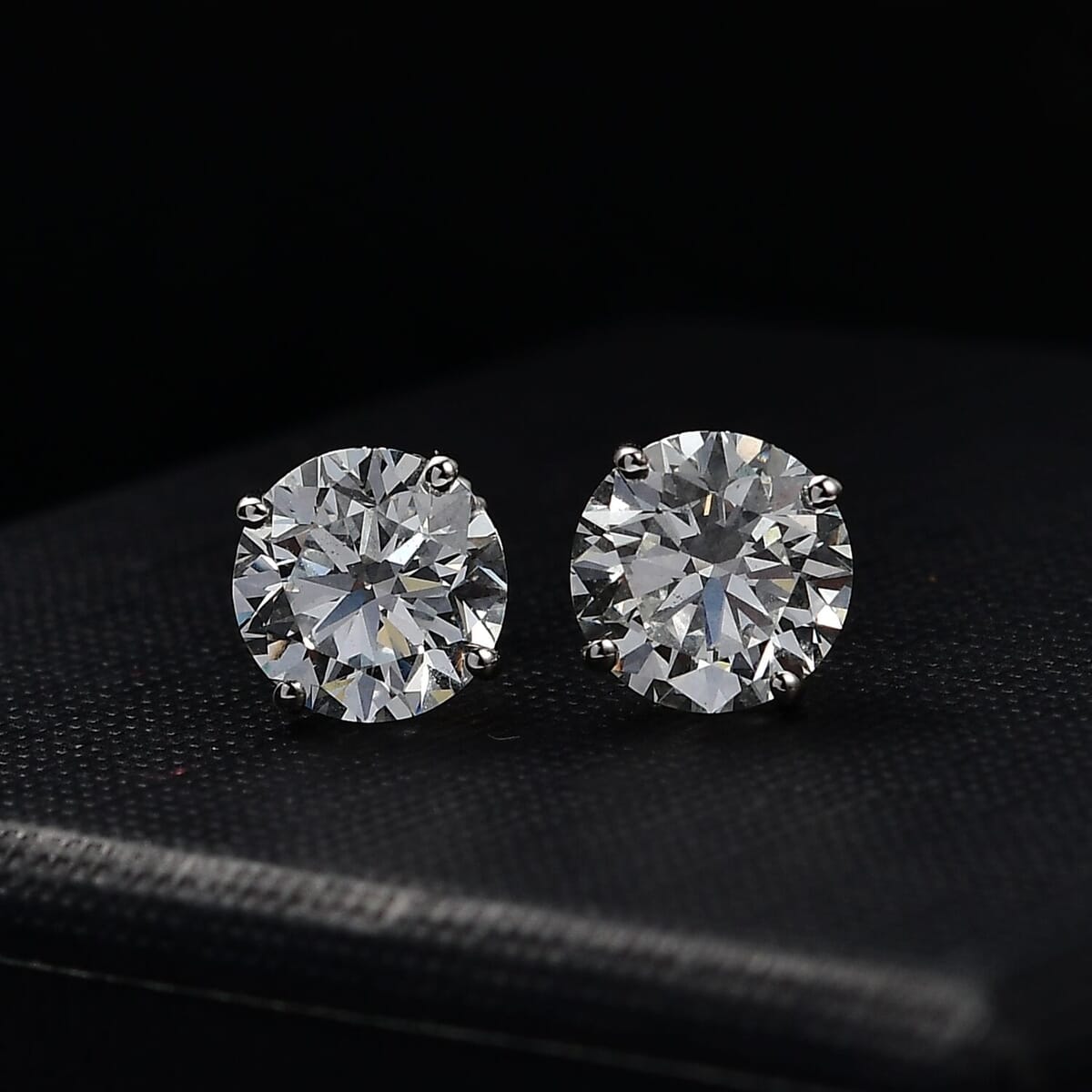 IGI Certified Luxuriant Lab Grown Diamond E-F VS 2.00 ctw Solitaire Stud Earrings in 10K White Gold image number 1