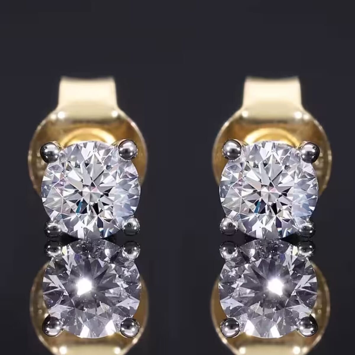 IGI Certified Luxuriant Lab Grown Diamond E-F VS 3.00 ctw Solitaire Stud Earrings in 10K Yellow Gold image number 7