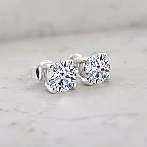 Luxuriant Lab Grown Diamond E-F VS 0.50 ctw Solitaire Stud Earrings in 14K White Gold (Del. in 10-12 Days)