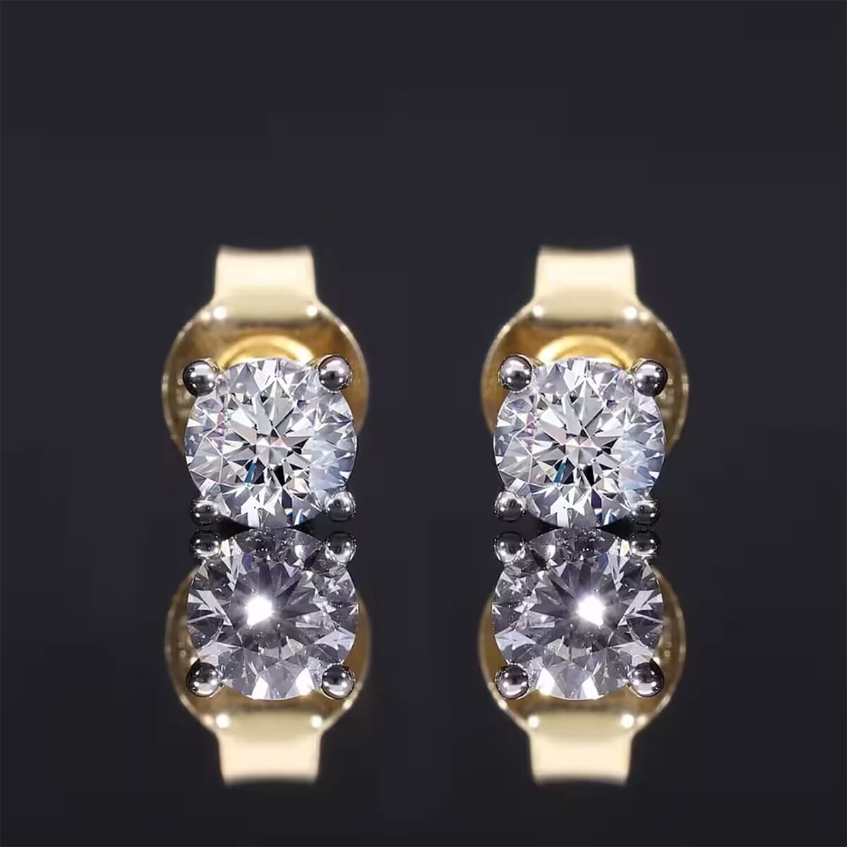 IGI Certified Luxuriant Lab Grown Diamond E-F VS 1.00 ctw Solitaire Stud Earrings in 14K Yellow Gold image number 7