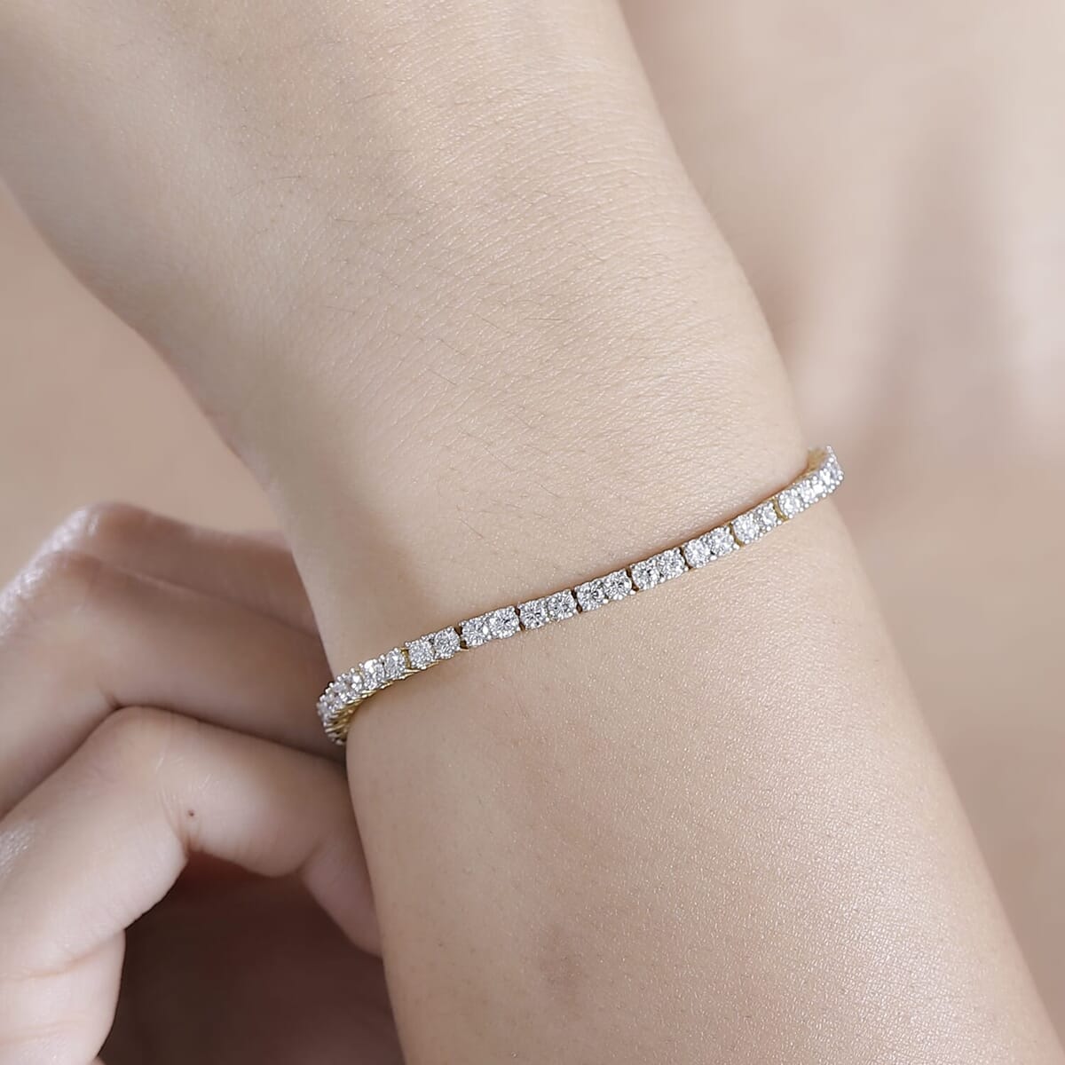 Luxuriant Lab Grown Diamond E-F VS Bracelet in 18K Vermeil Yellow Gold Over Sterling Silver (6.50 In) 10.00 ctw image number 2