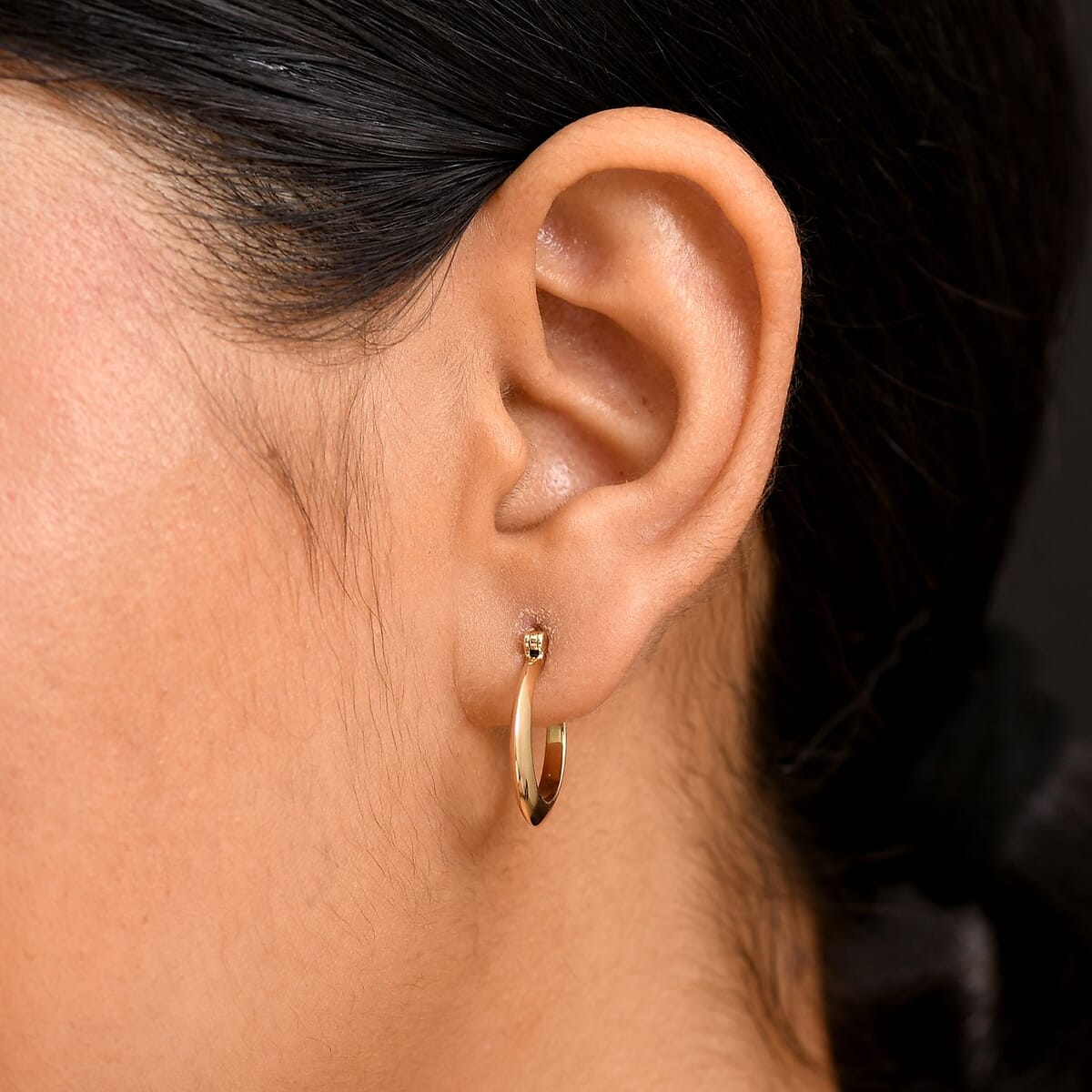 Luxoro Classic Hoop Earrings in 10K Yellow Gold 3.90 Grams image number 2