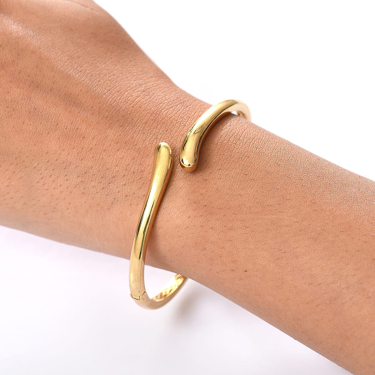 EverTrue Bronzella Collection Dewdrop Curve Bypass Bangle Bracelet in 18K YG Plated Bronze (7.25 In) image number 2
