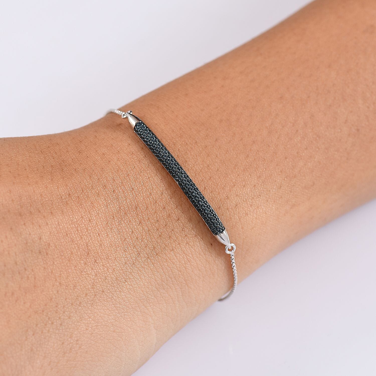 Default Title - Product card gallery slide 3 (10146220081435)