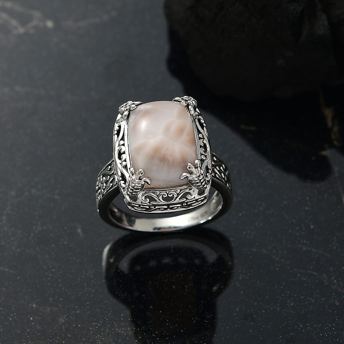 D'Joy Artisan Crafted Pink Natrolite 6.90 ctw Turtle Ring in Sterling Silver (Size 6.0) image number 1
