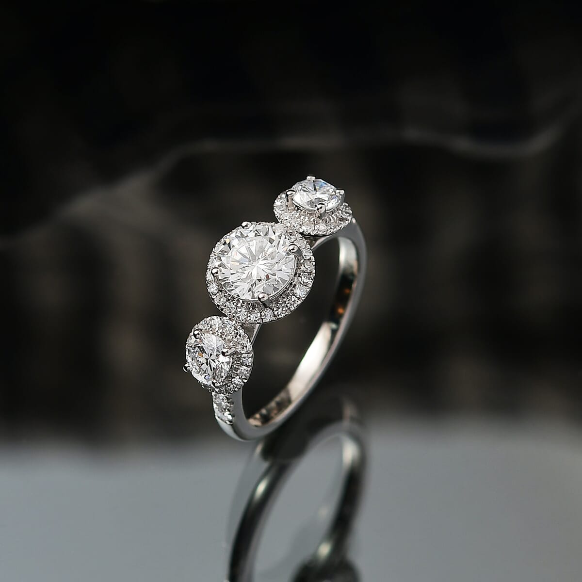 IGI Certified Luxuriant Lab Grown Diamond E-F VS 2.00 ctw Ring in 950 Platinum image number 1