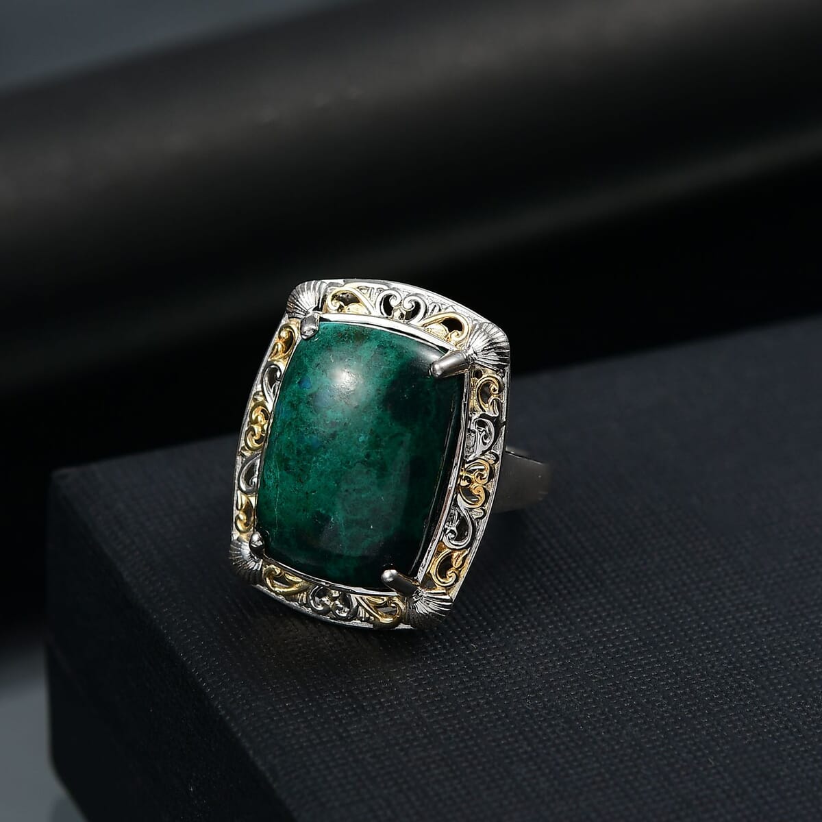 Ever True Chrysocolla 16.75 ctw Sea Shell Ring 18K YG Plated and Platinum Bond (Size 10.0)  image number 1