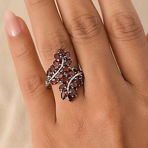 EverTrue Mozambique Garnet 5.60 ctw Bypass Leaf Ring in Stainless Steel (Size 9.0) 