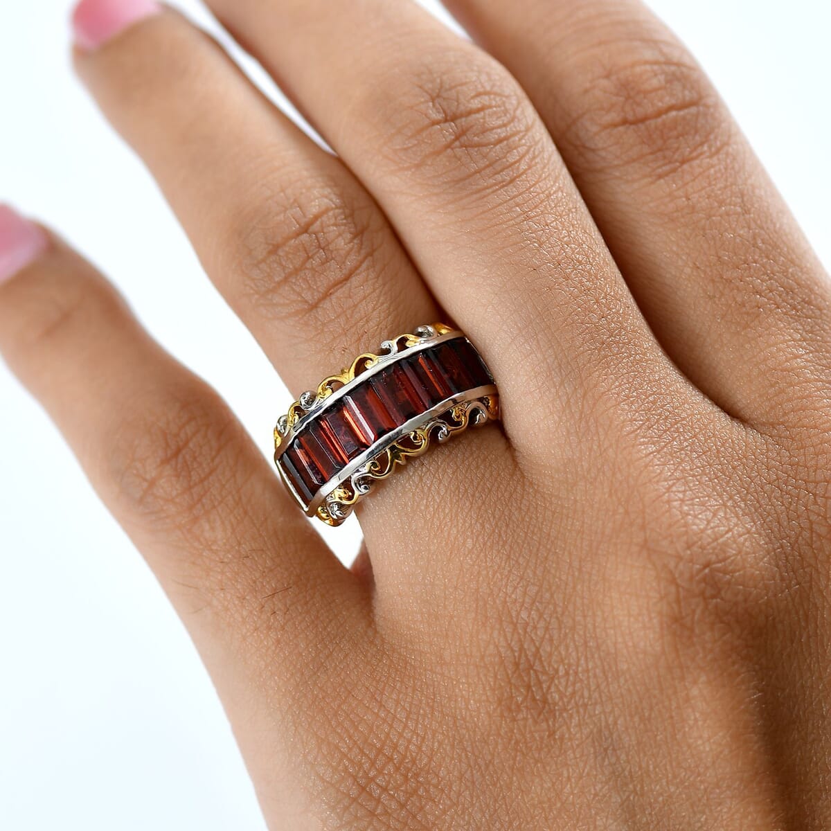 EverTrue Mozambique Garnet 4.35 ctw Ring in 18K YG Plated and Platinum Bond (Size 6.0)  image number 2