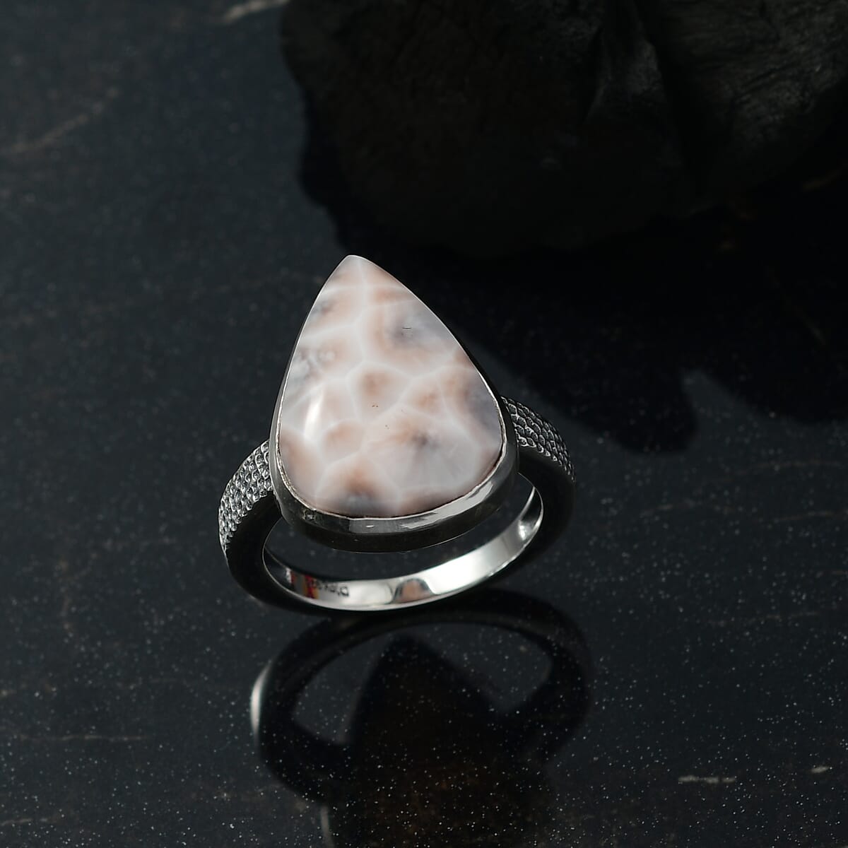 D'Joy Artisan Crafted Natrolite Shark Teeth Ring in Sterling Silver (Size 10.0) (Del. in 10-12 Days) 10.00 ctw image number 1