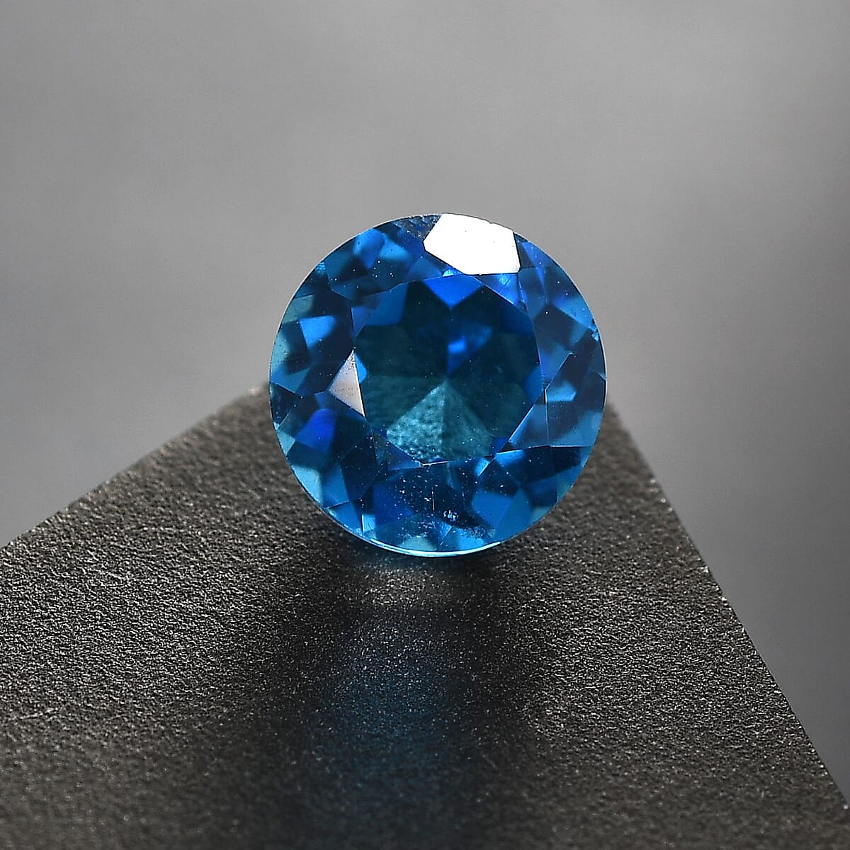 Caribbean Quartz (Rnd 8 mm) 1.65 ctw Loose Gemstone image number 1
