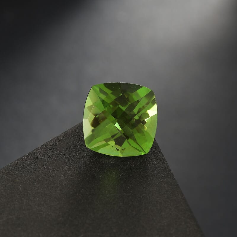 Chartreuse Quartz (Cush 12x12 mm) 6.80 ctw Loose Gemstone