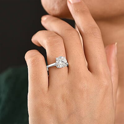 IGI Certified Luxuriant Lab Grown Diamond E-F VS 4.00 ctw Solitaire Ring in 14K White Gold (Size 10.0)