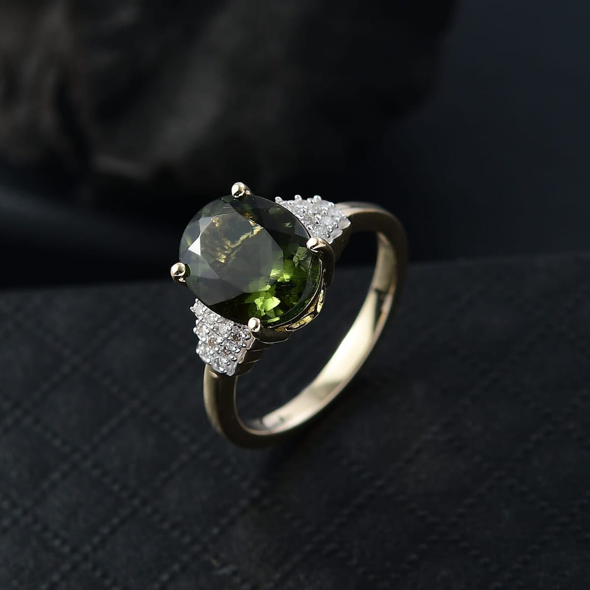 Luxoro 10K Yellow Gold AAA Bohemian Moldavite, Diamond (G-H, I2) Ring (Size 10.0) 3.10 ctw image number 1