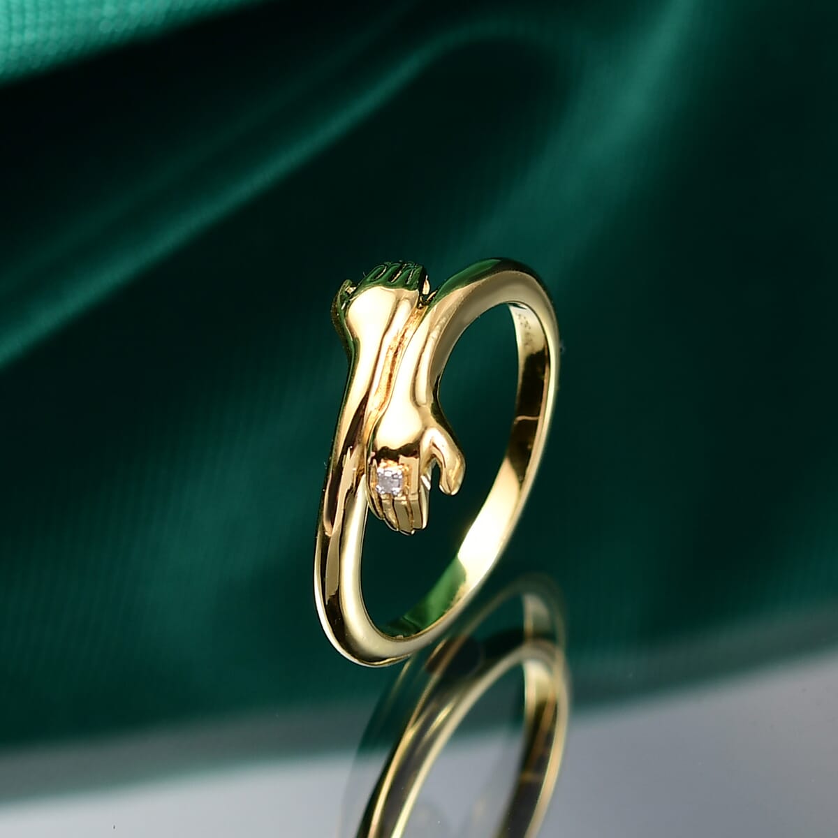 D'Joy Diamond Accent Hug Ring in 18K Vermeil Yellow Gold Over Sterling Silver (Size 6.0) image number 1