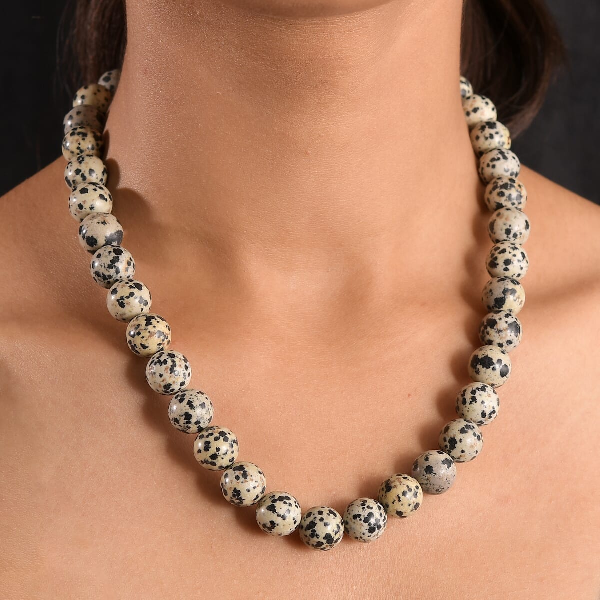 Dalmation Jasper Beaded 306.50 ctw Necklace 18 Inches in Platinum Bond  image number 2