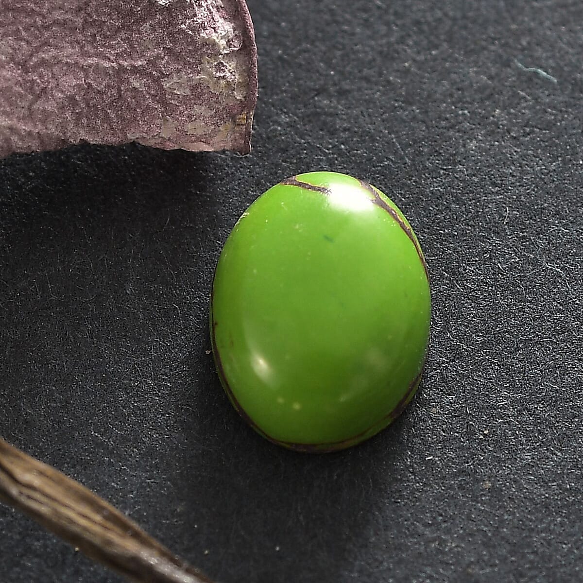 AA Green Turquoise (Ovl 9x7 mm) 1.30 ctw Loose Gemstone image number 1