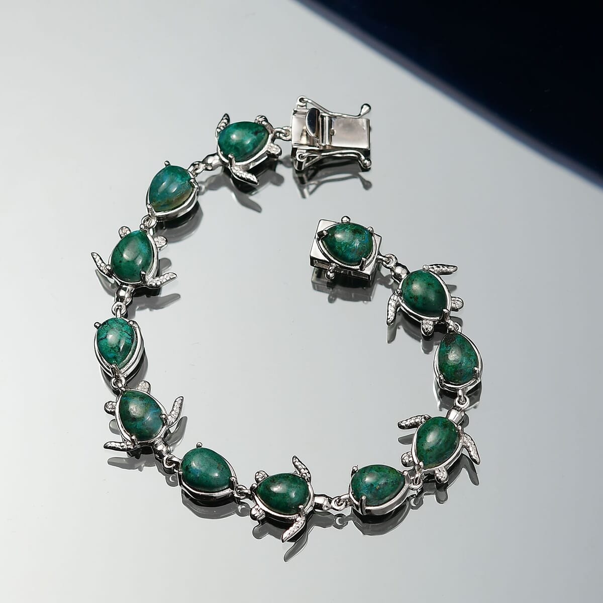 Ever True Chrysocolla 18.75 ctw Traveling Turtle Bracelet in Platinum Bond (6.50 In) image number 1