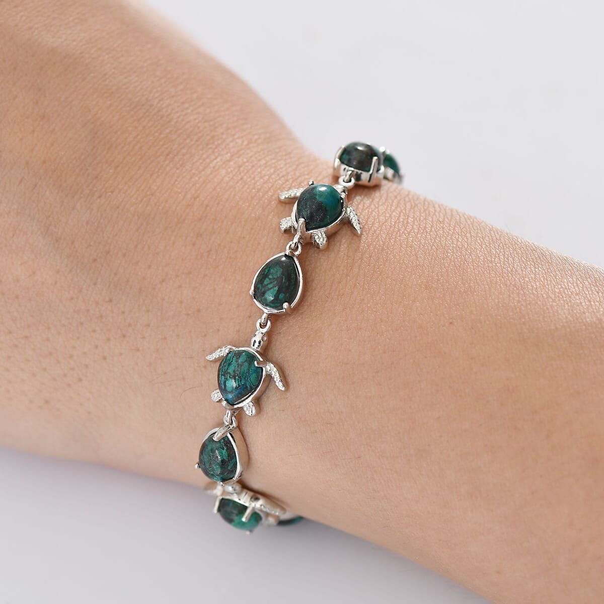 Ever True Chrysocolla 20.35 ctw Traveling Turtle Bracelet in Platinum Bond (7.25 In) image number 2